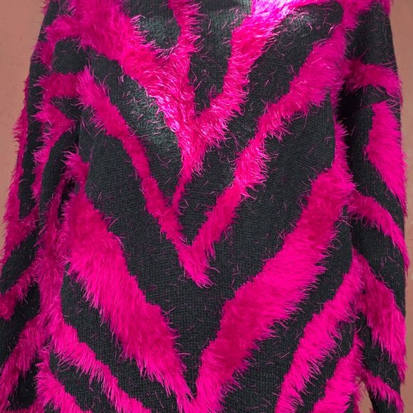 Pink & Black ZEBRA Print Sweater Dress/SMALL Sweaterdress/DOLLSKILL Sweater/ - Picture 3 of 7